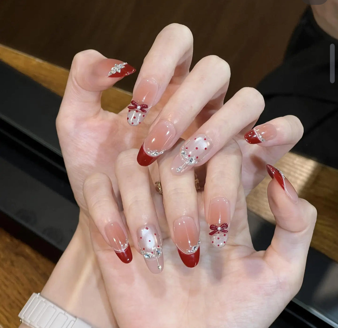 Decorative Holiday-Themed Press-On Nail Set Kalsten