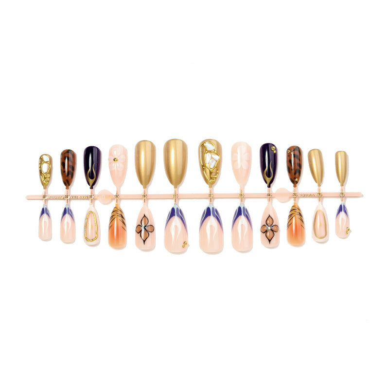 Artificial Nail Set with Glamorous Designs and Elegant Embellishments Kalsten
