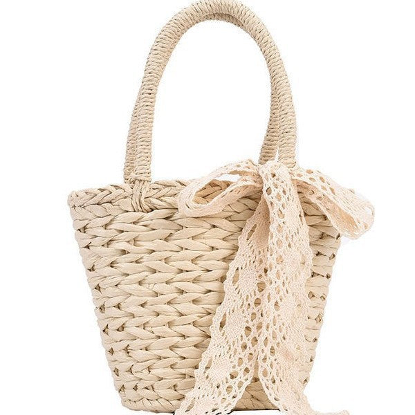 Handwoven basket bag with lace accent Kalsten