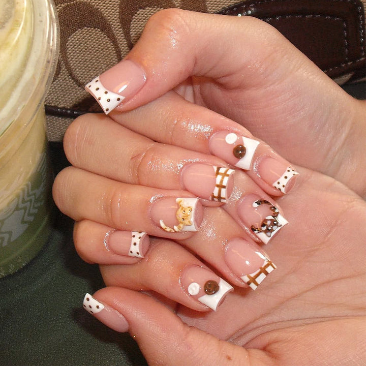 Artistic Themed Press-On Nail Set