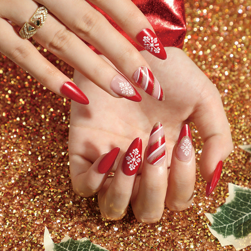Artful nail art with floral 3D design Kalsten