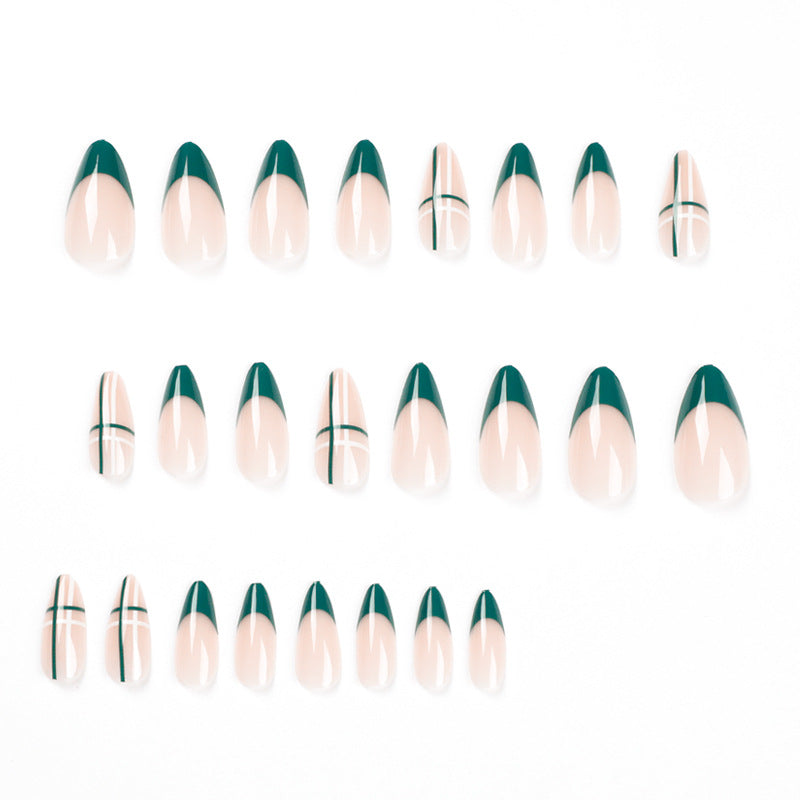 Artful nail art with modern geometric design Kalsten