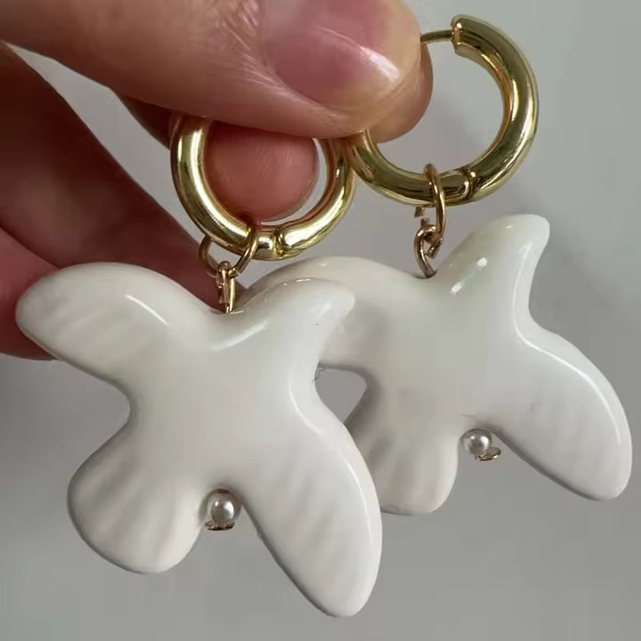 Artistic pendant necklace Kalsten