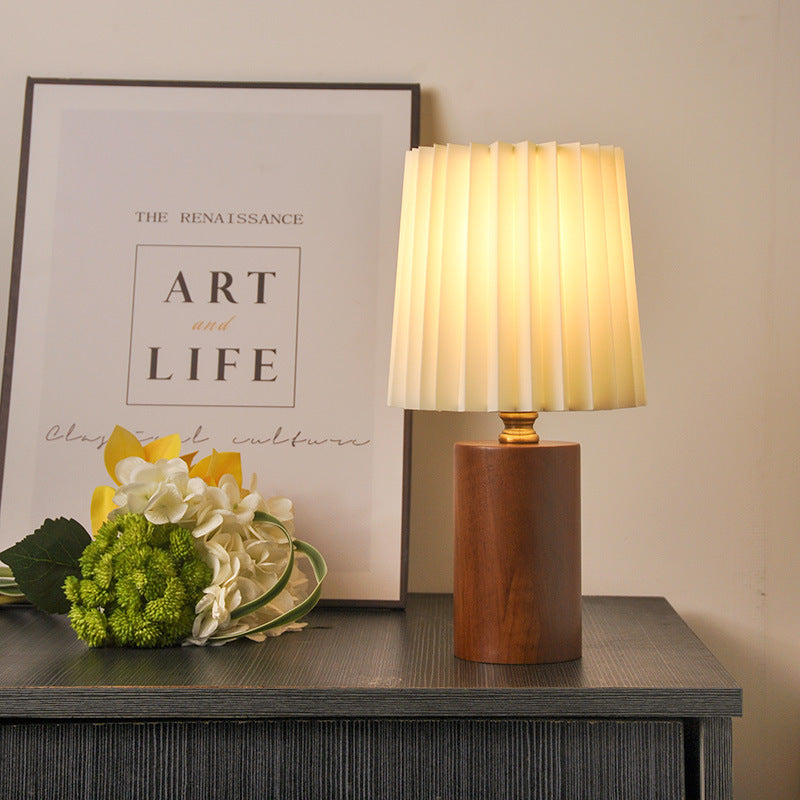 Modern Pleated Table Lamp