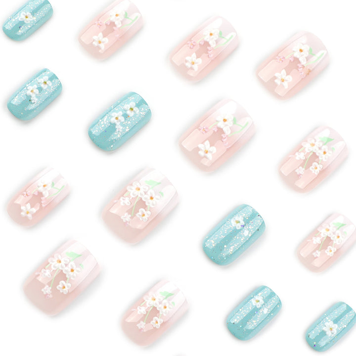 Artistic nail designs with floral accents Kalsten