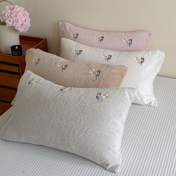 Quilted Pillowcase Set
