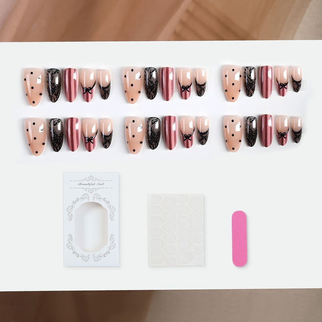 Artificial nail set with stylish 3D accents Kalsten