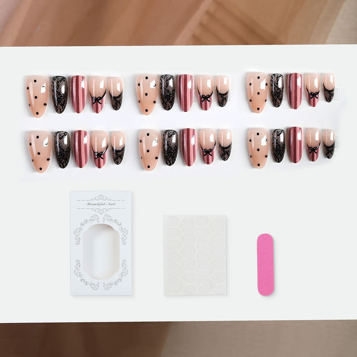 Artificial nail set with stylish 3D accents Kalsten