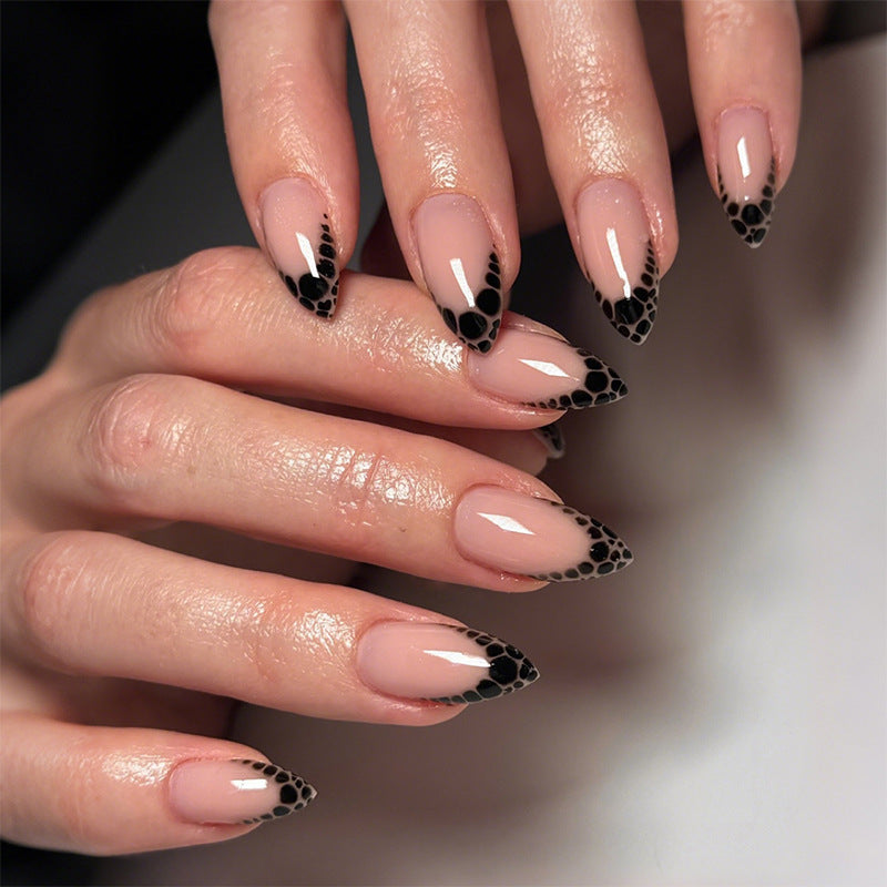 Creative Nail Art Set with Elegant Tip Accents Kalsten