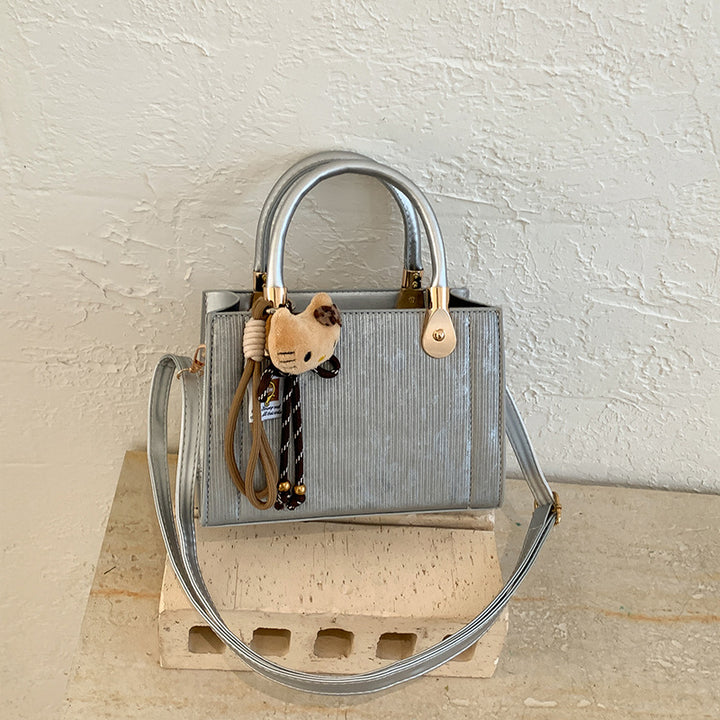 Elegant Textured Handheld Shoulder Bag