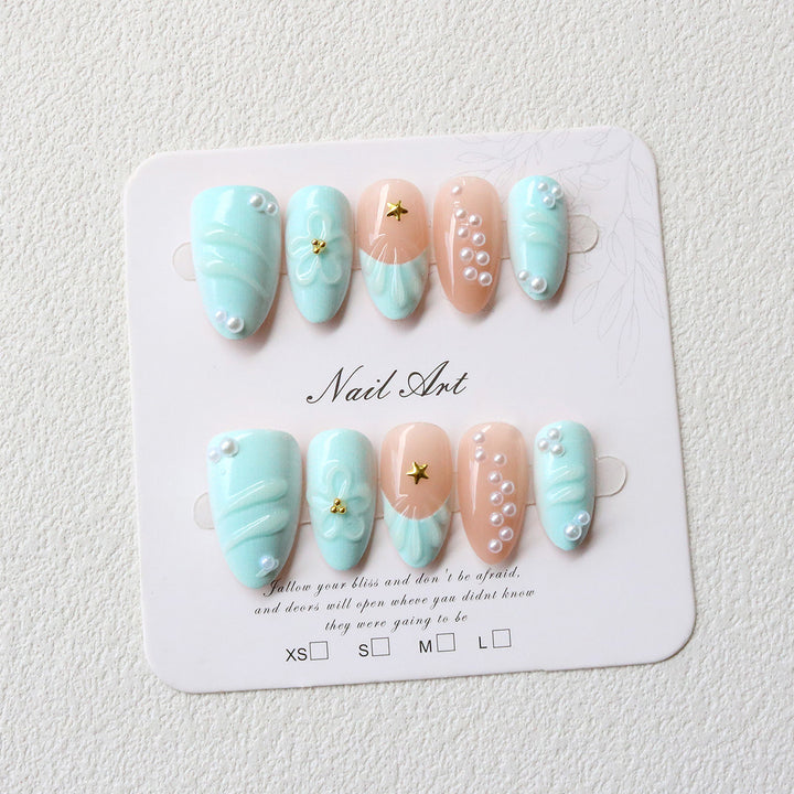 Elegant Press-On Nail Art