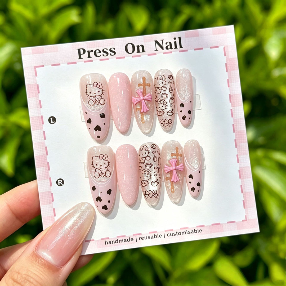 Artistic Press-On Nail Set with Tropical and Floral Accents