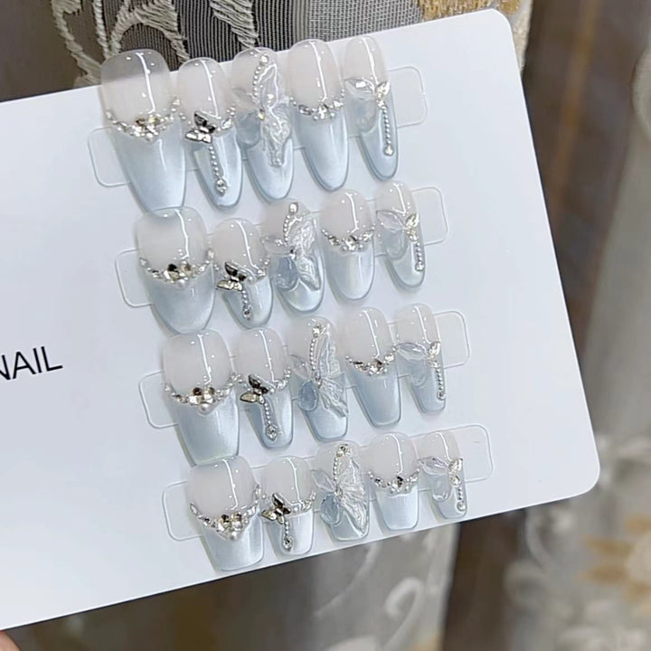Elegant Press-On Nail Art Set with Detailed Embellishments Kalsten
