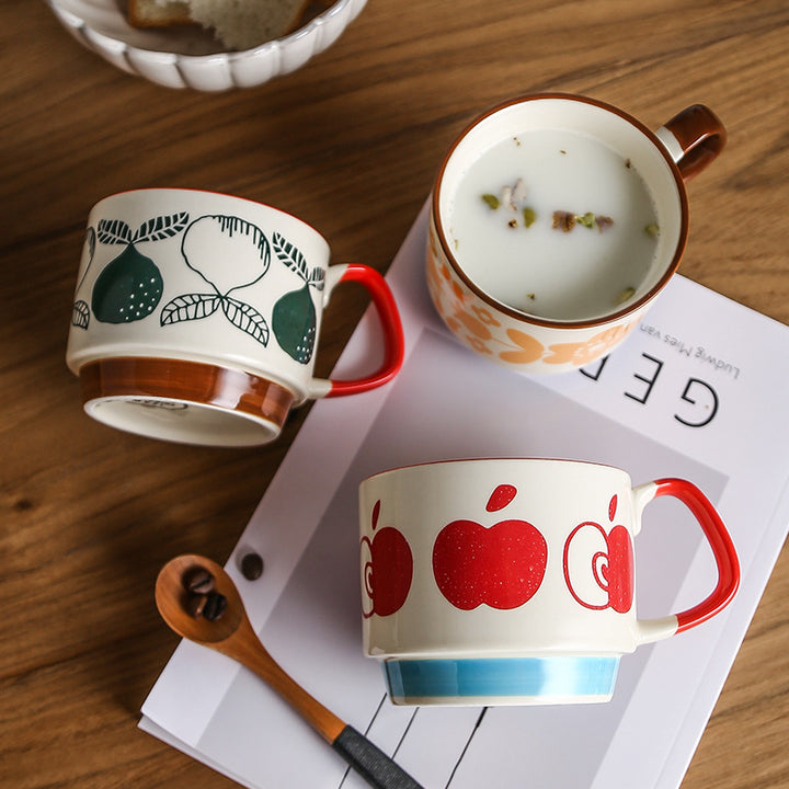 Ceramic mug with retro polka dot design and ergonomic handle