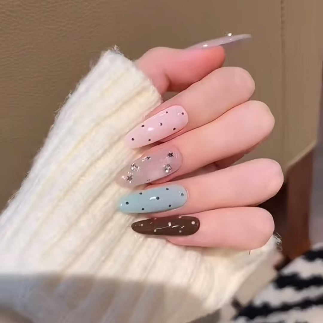 Artistic Polka Dot Nail Extensions