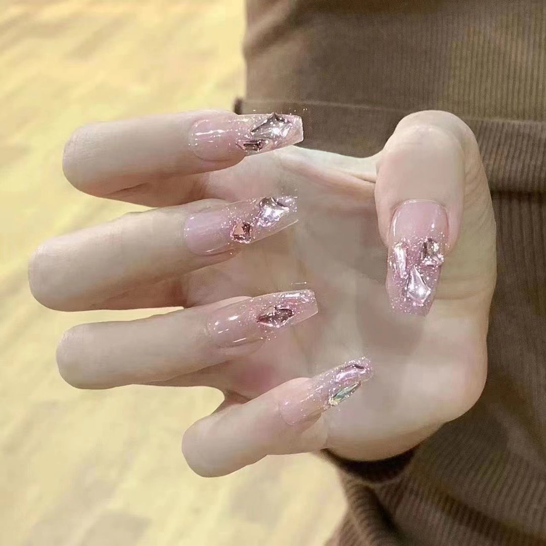 Glamorous Glittery Press-On Nails