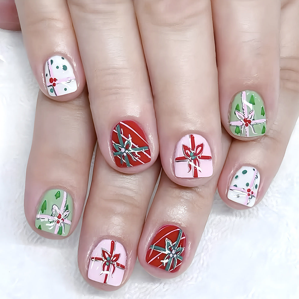 Festive Themed Press-On Nail Art Kalsten
