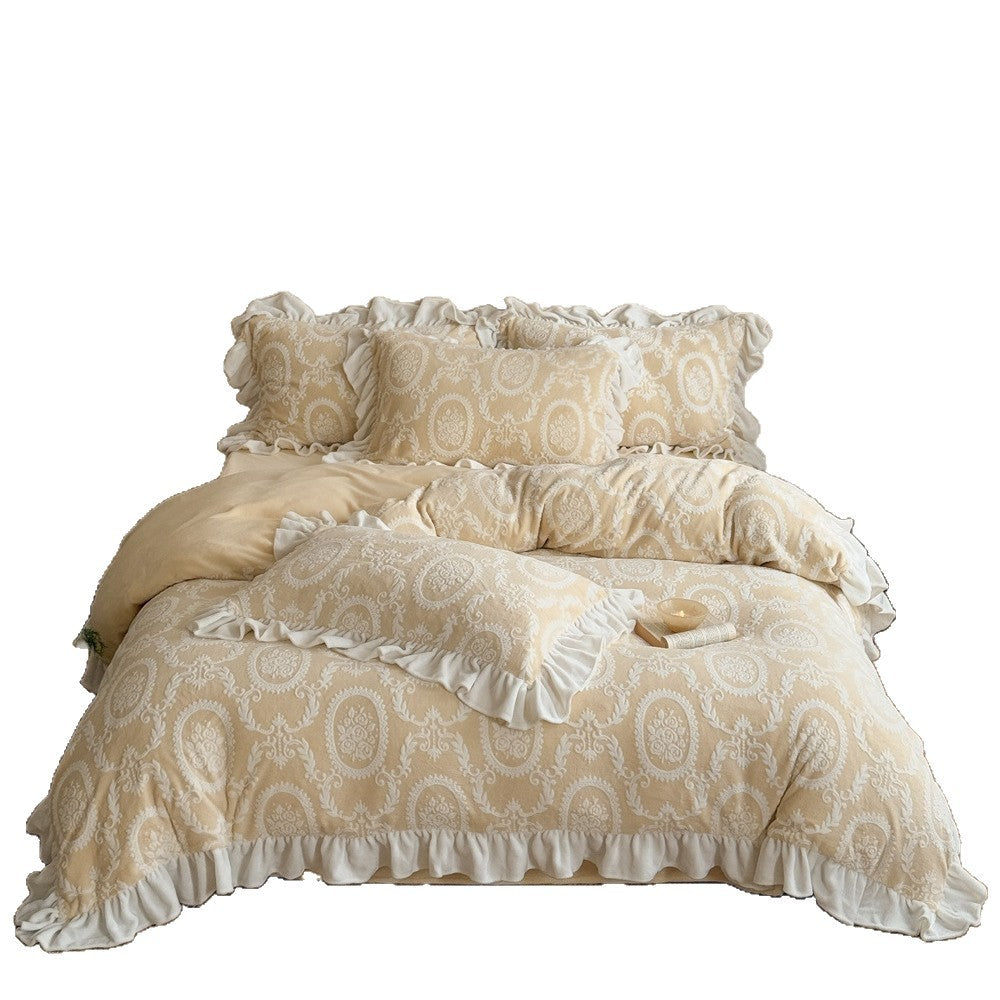 Bedding set with jacquard medallion, ruffle and extra-soft cotton blend