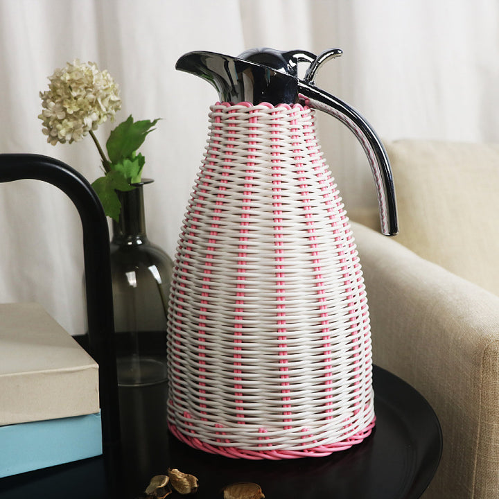 Stylish water carafe with woven design Kalsten