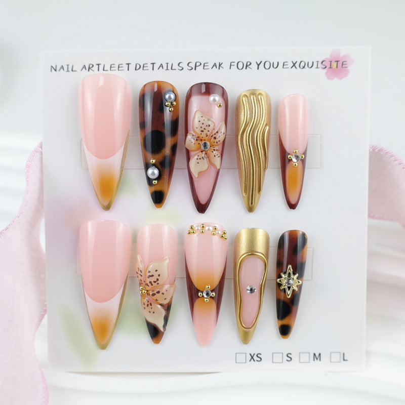 Artificial Nails Set with Elegant 3D Flowers and Glamorous Accents Kalsten