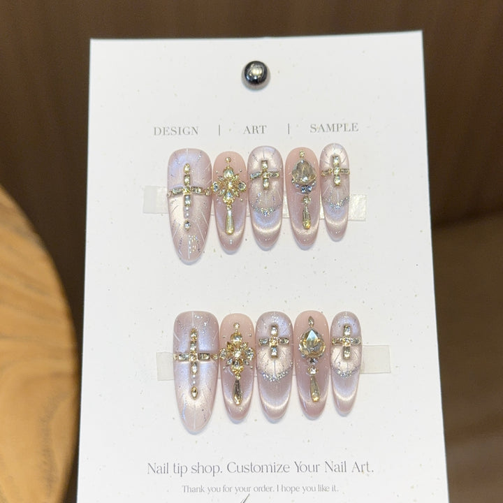 Artificial nails with elegant rhinestone and glitter details Kalsten