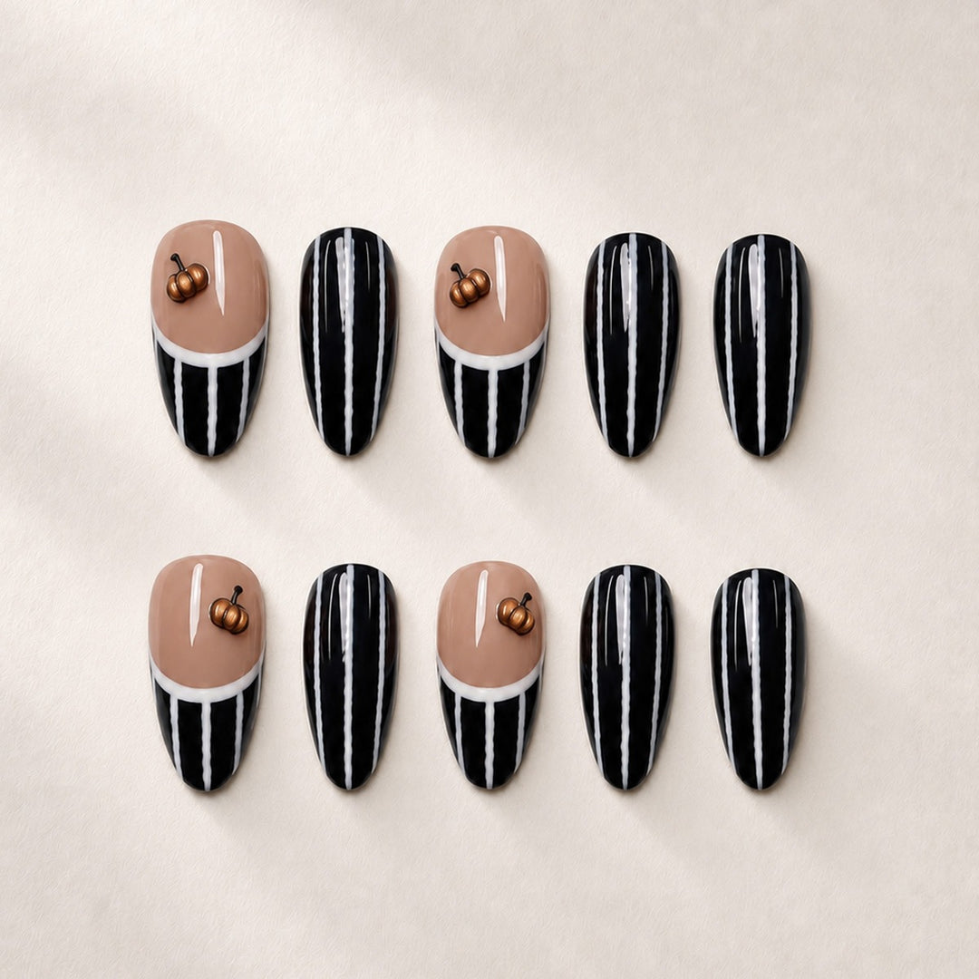 Nail art set with elegant zebra designs and creative accents Kalsten