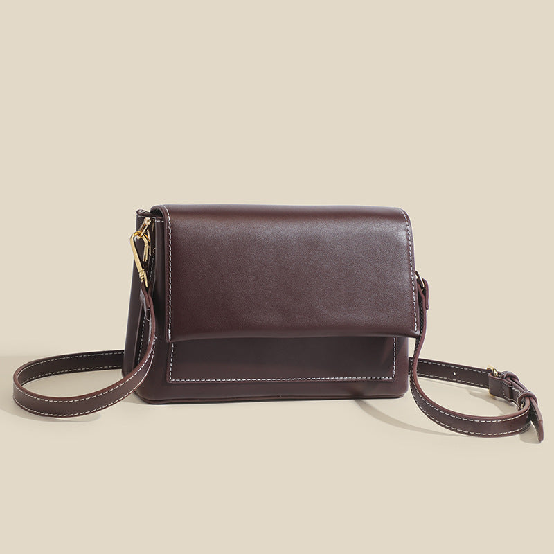 Elegant Crossbody Handbag with Detachable Strap