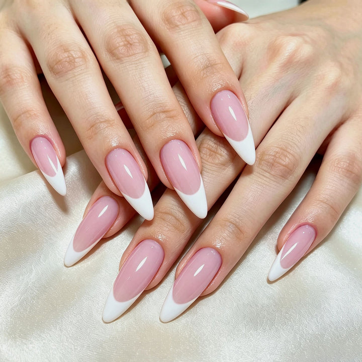 Almond-Shaped Nail Art Enhancements Kalsten