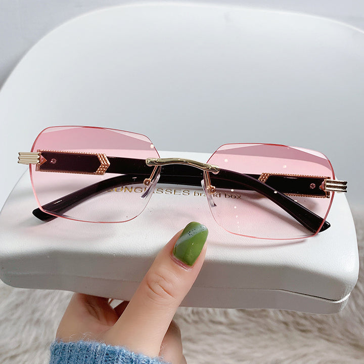 Avant-Garde Luxury Shield Sunglasses Kalsten