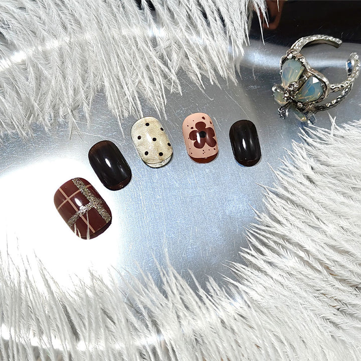 Artful Nail Tips Kalsten