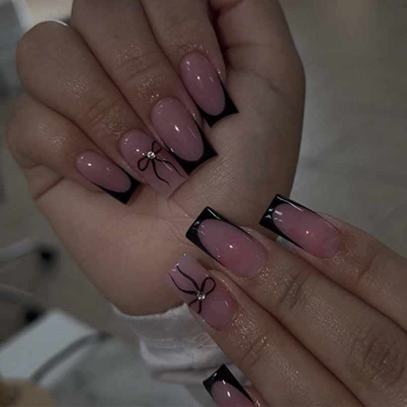 Acrylic nail set with elegant details Kalsten