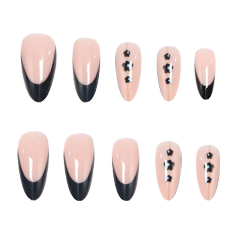 Artful nail designs with elegant accents Kalsten