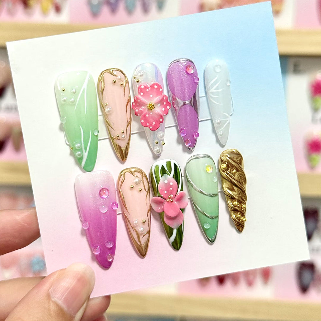 Premium Decorative Press-On Nail Art Set