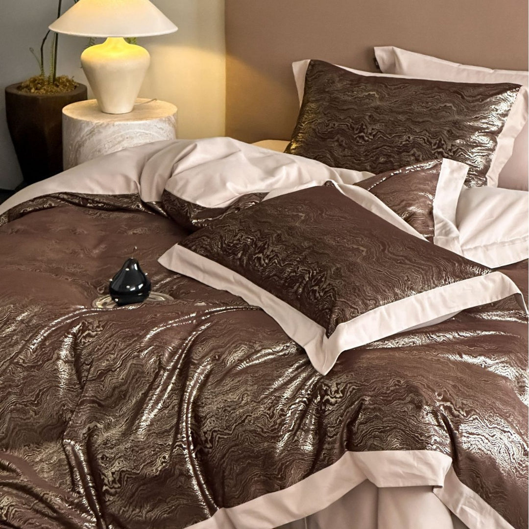 Elegant Reversible Duvet Cover and Pillowcase Set with Jacquard Flower Panel and Fine Quilted Edge