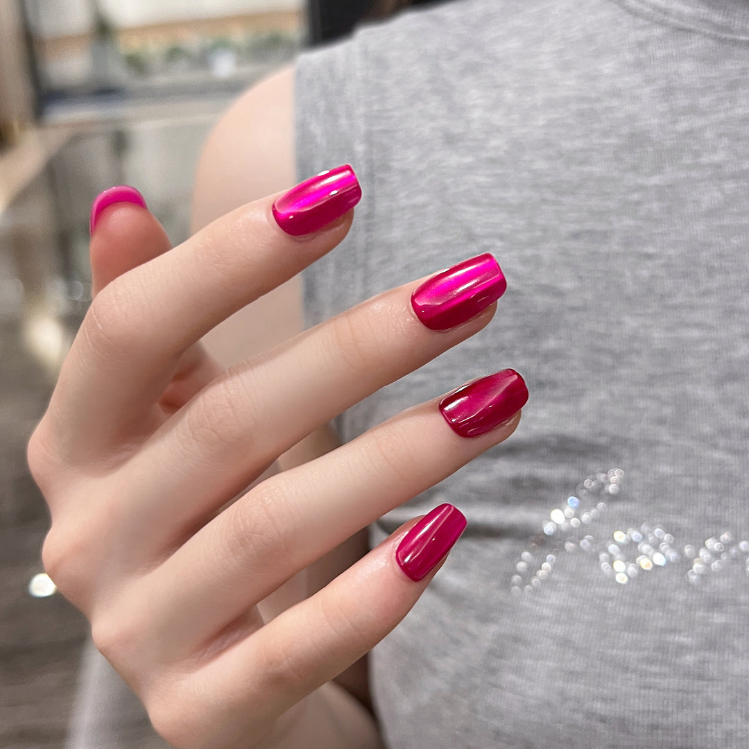 Artificial high-gloss nails with elegant design Kalsten