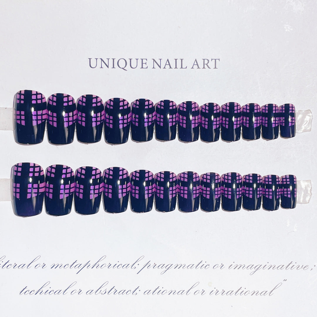 Artistic Graphic Press-On Nail Set