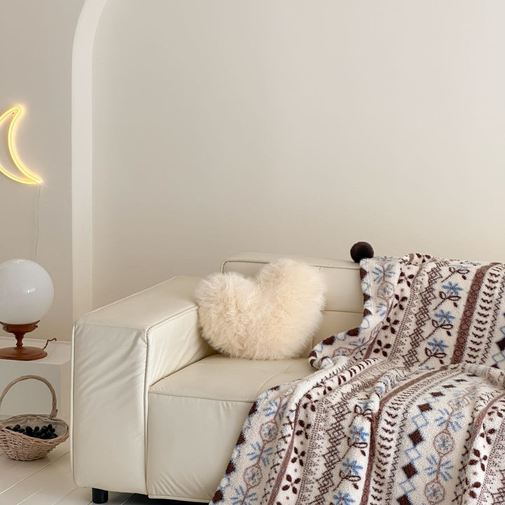 Extra soft Sherpa throw blanket with Scandinavian Norwegian pattern