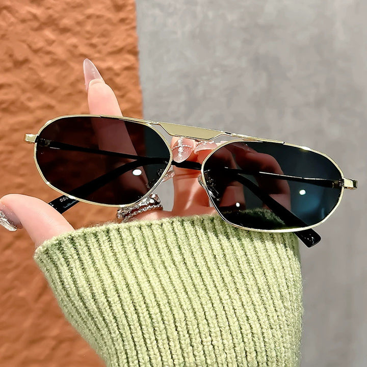 Ladies fashionable sunglasses in elegant polygon design Kalsten