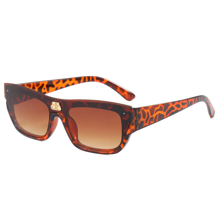 Women's fashionable oversized sunglasses with striking design Kalsten