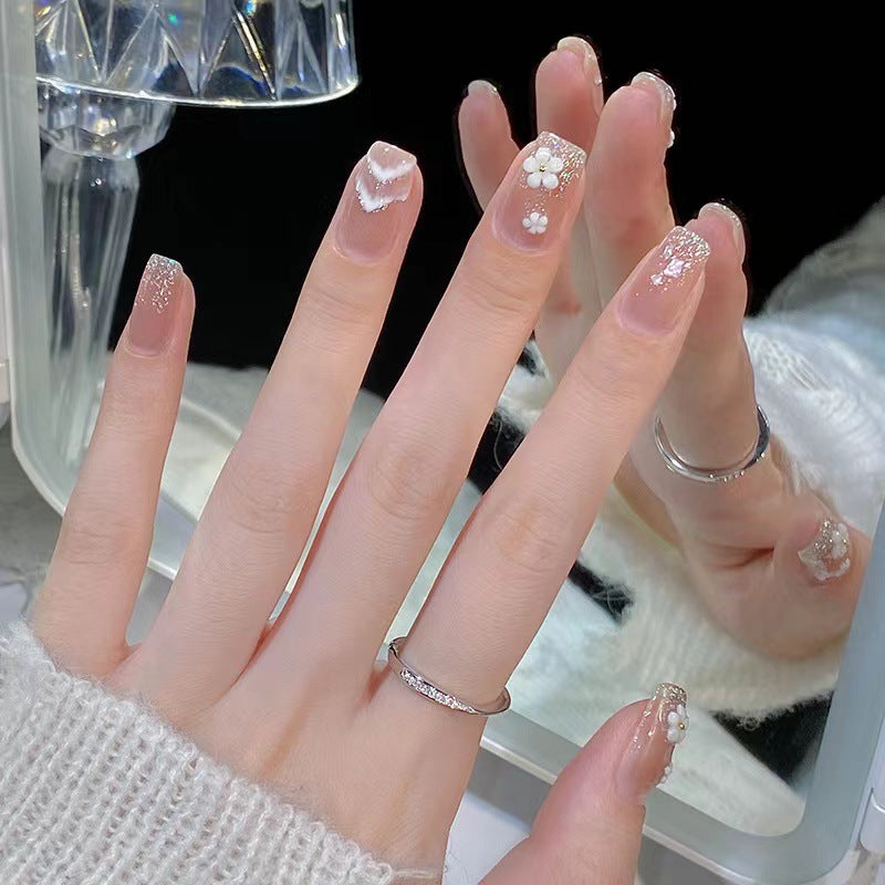 Artistic Nail Art Kalsten