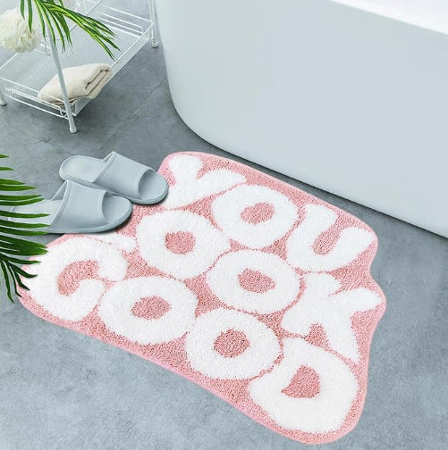 Plush Leaf-Design Bath Mat Kalsten