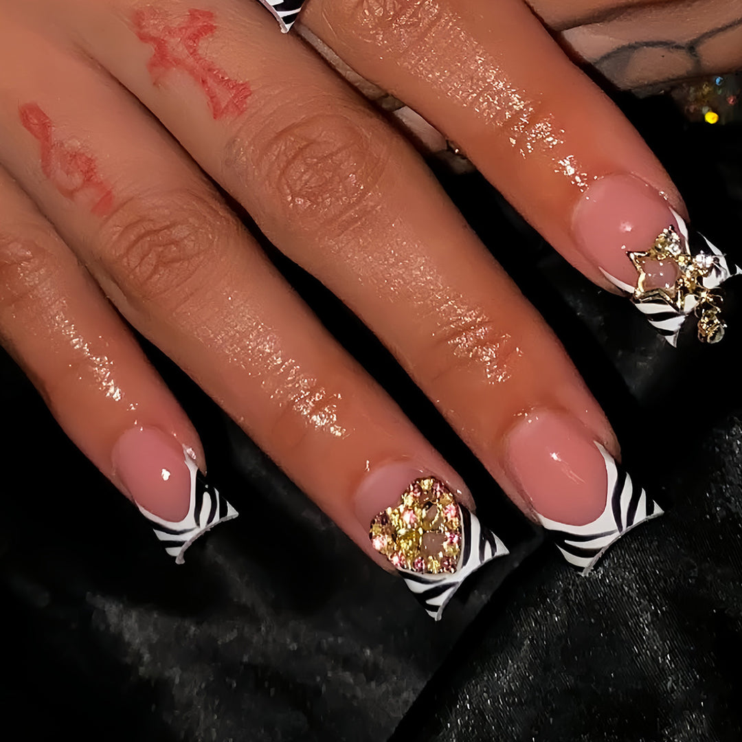 Decorative Rhinestone and Zebra Pattern Press-On Nails Kalsten