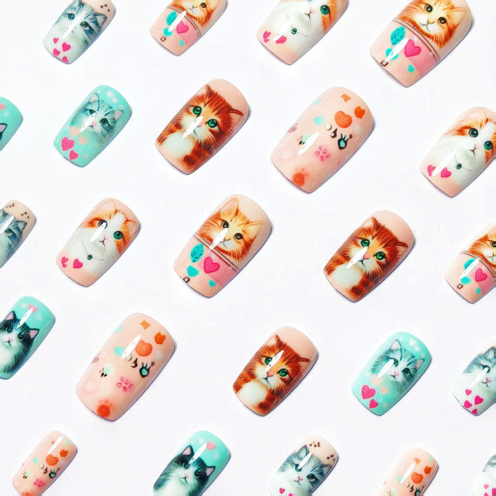 Stylish Cat Design Artificial Nails Kalsten