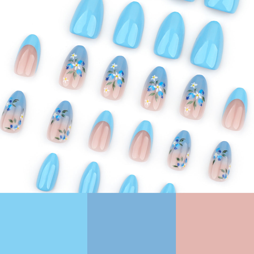 Artful Nail Art with Floral Design Kalsten