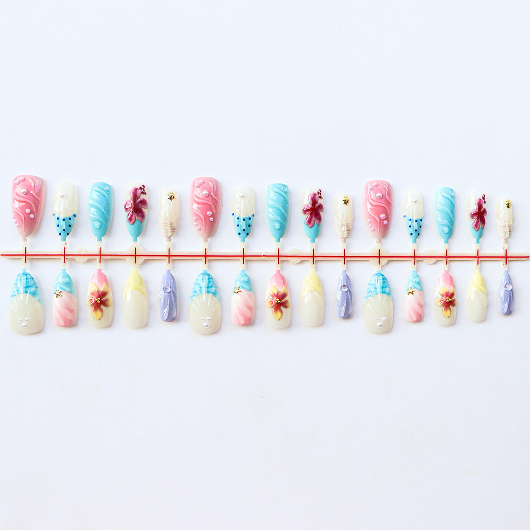 Coastal-Inspired Decorative Press-On Nails