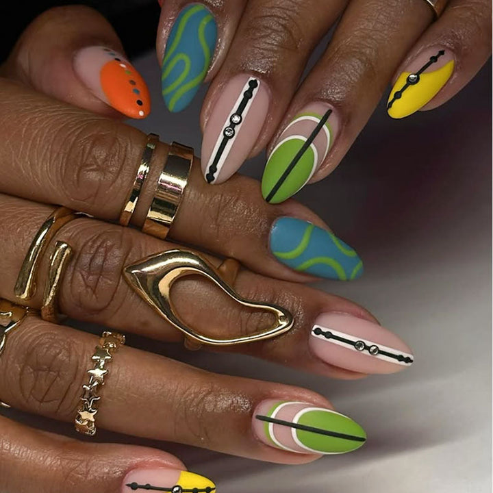 Artistic Press-On Nail Art Set  1791110738