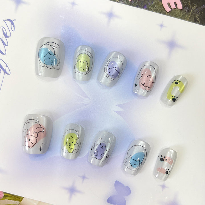 Creative nail art with animal motifs Kalsten