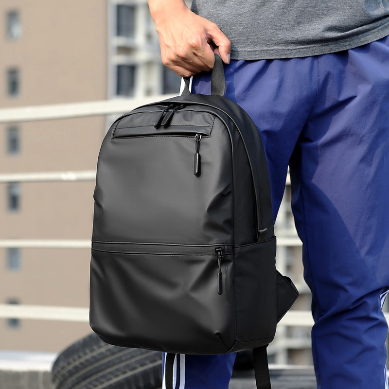 More robust and versatile backpack made of water-repellent material Kalsten