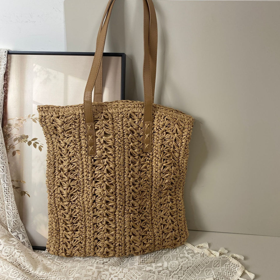 Handcrafted basket bag with unique circular pattern Kalsten
