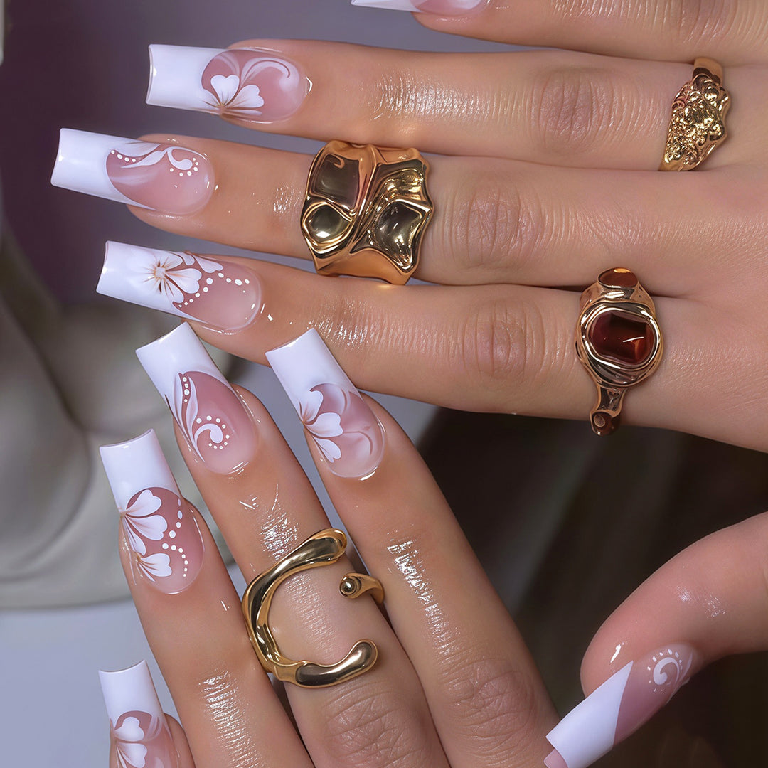 Floral Accent Press-On Nail Art Set Kalsten
